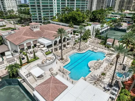 19955 NE 38th Court Aventura FL 33180