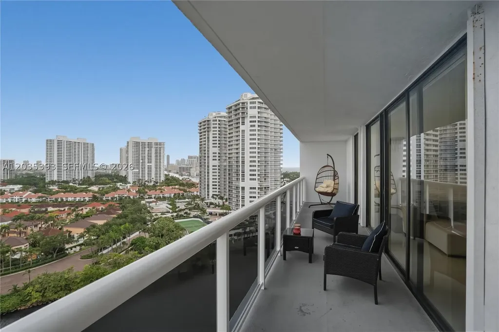 20505 E Country Club Drive Aventura FL 33180