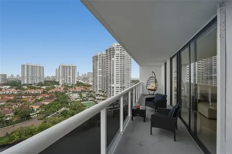 20505 E Country Club Drive Aventura FL 33180