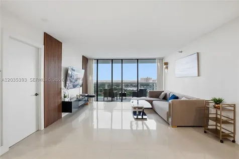 20505 E Country Club Drive Aventura FL 33180