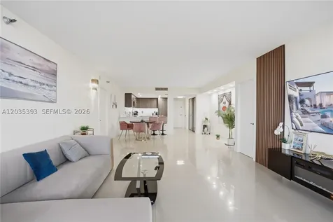 20505 E Country Club Drive Aventura FL 33180