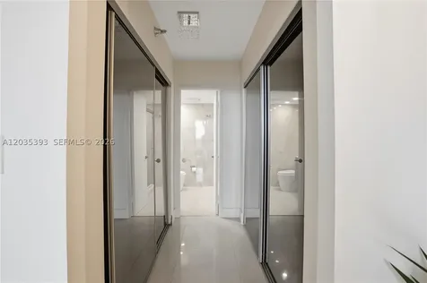 20505 E Country Club Drive Aventura FL 33180