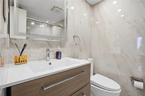 20505 E Country Club Drive Aventura FL 33180
