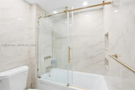 20505 E Country Club Drive Aventura FL 33180