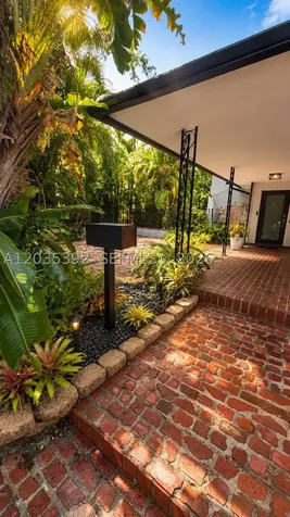10115 Biscayne Boulevard Miami Shores FL 33138