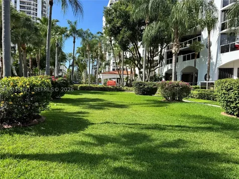 3610 Yacht Club Drive Aventura FL 33180