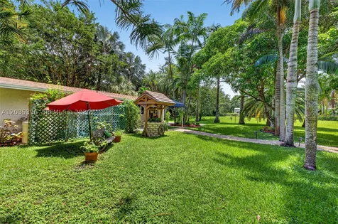 14551 SW 24th Street Davie FL 33325