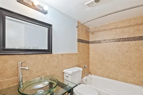 10053 Winding Lake Road Sunrise FL 33351