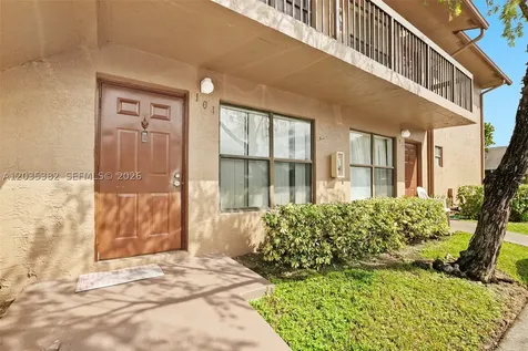 10053 Winding Lake Road Sunrise FL 33351
