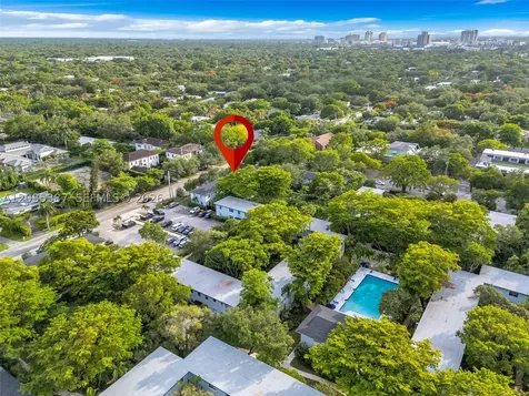 5685 SW 80th Street Miami FL 33143