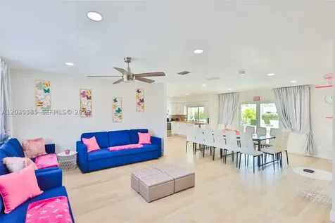 Hollywood FL 33021