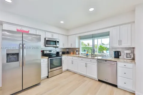 Hollywood FL 33021