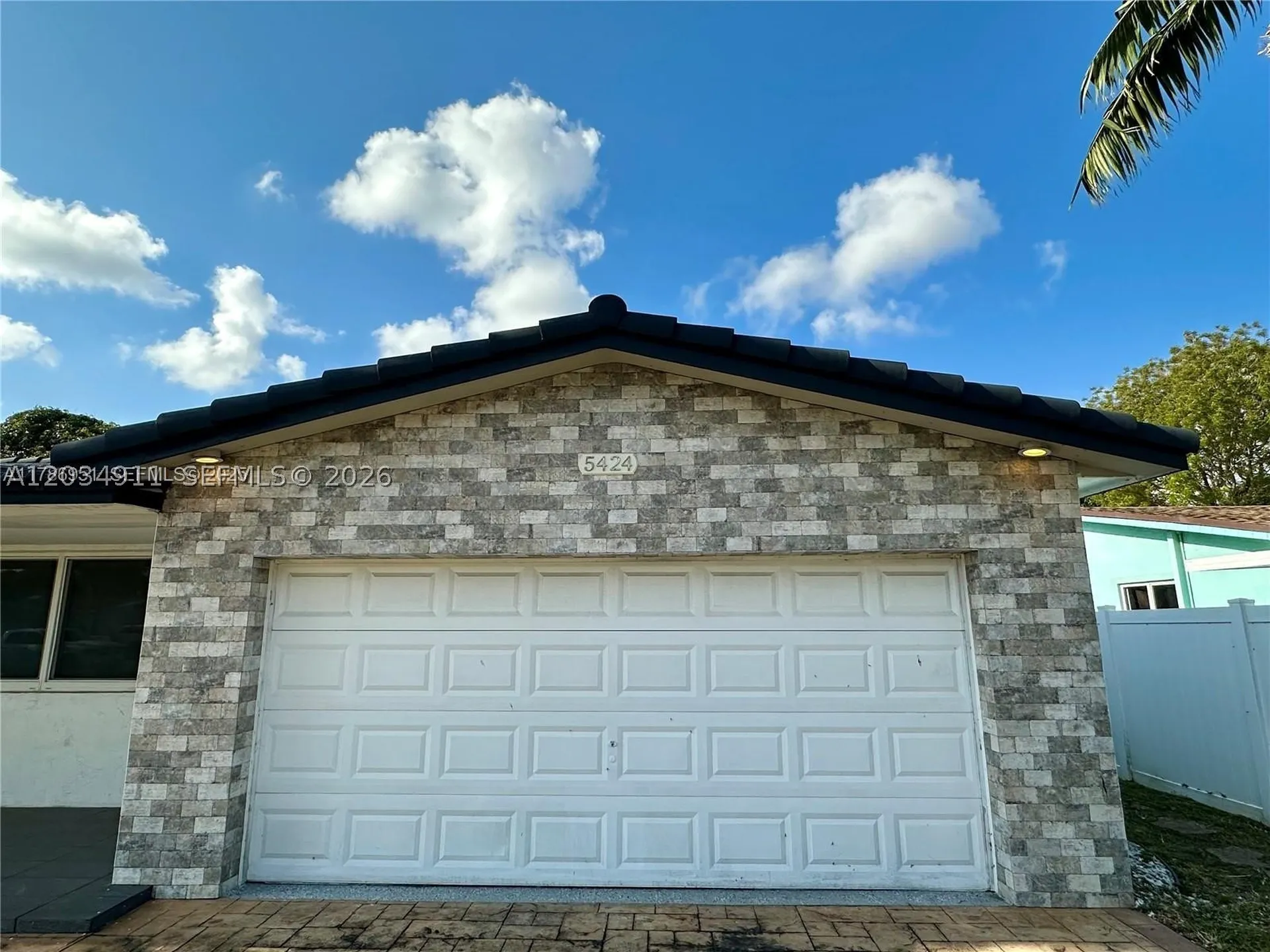 5424 Garfield Street Hollywood FL 33021