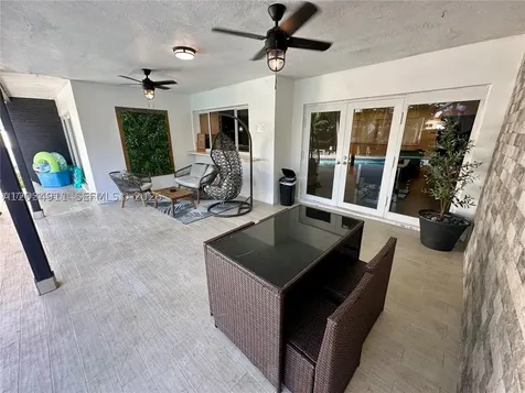 5424 Garfield Street Hollywood FL 33021