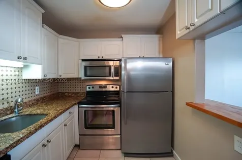 2200 Springdale Boulevard Palm Springs FL 33461