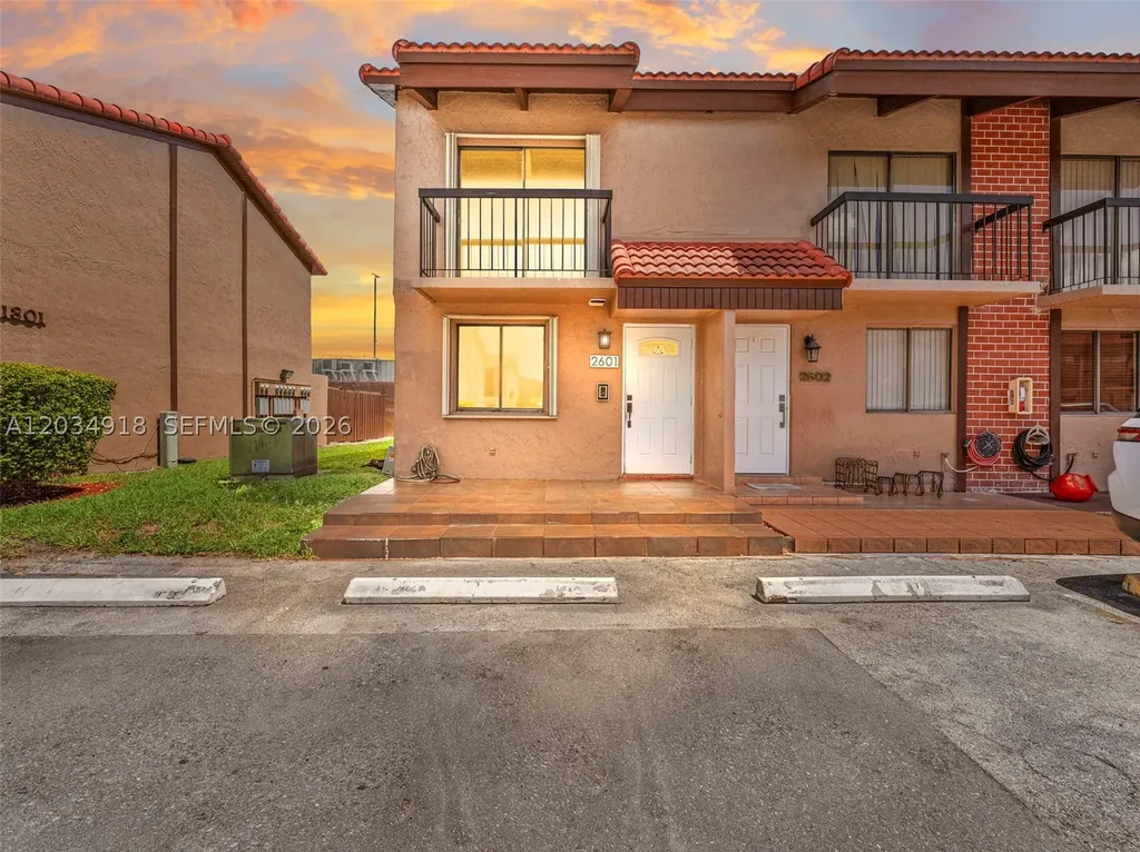 1805 SW 107th Avenue Miami FL 33165