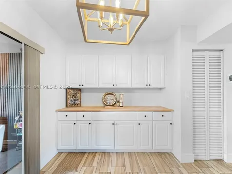 1805 SW 107th Avenue Miami FL 33165