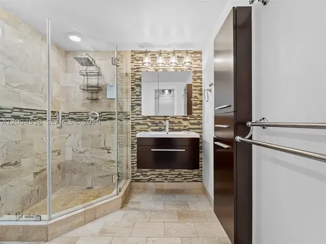 1805 SW 107th Avenue Miami FL 33165