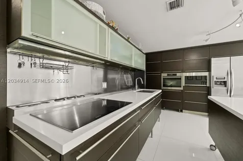 6000 Collins Avenue Miami Beach FL 33140