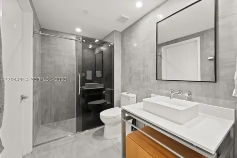 6000 Collins Avenue Miami Beach FL 33140