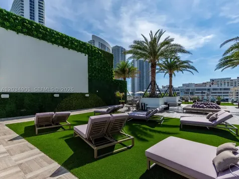 4010 S Ocean Drive Hollywood FL 33019