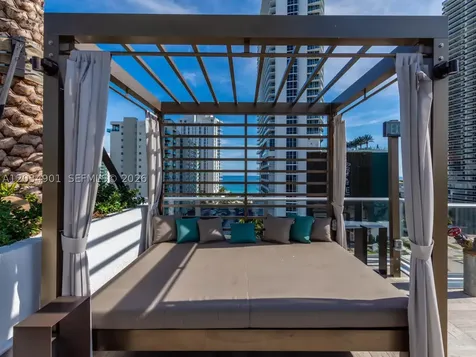 4010 S Ocean Drive Hollywood FL 33019