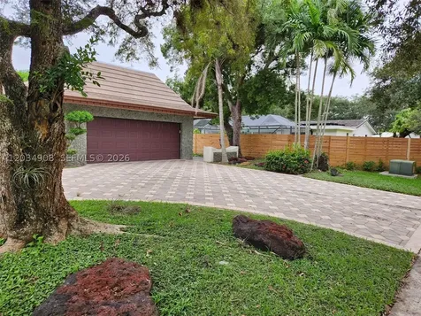 5860 SW 8th Street Plantation FL 33317