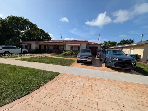 29-33 SE 4th Dania Beach FL 33004