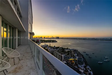 10 Venetian Way Miami Beach FL 33139