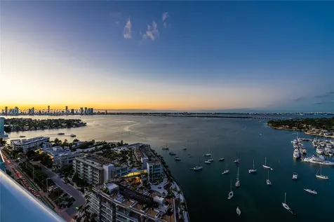 10 Venetian Way Miami Beach FL 33139