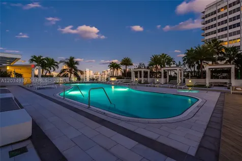 10 Venetian Way Miami Beach FL 33139