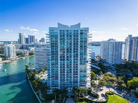 10 Venetian Way Miami Beach FL 33139