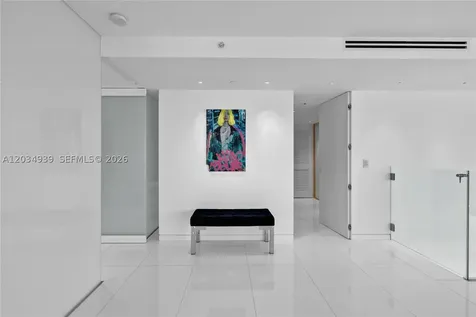 10 Venetian Way Miami Beach FL 33139