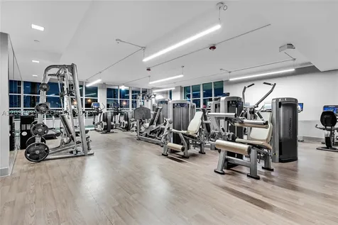 10 Venetian Way Miami Beach FL 33139