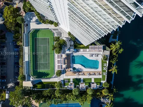 10 Venetian Way Miami Beach FL 33139