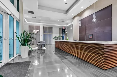 10 Venetian Way Miami Beach FL 33139