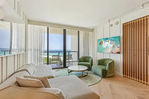 2201 Collins Avenue Miami Beach FL 33139