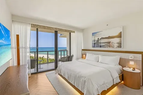 2201 Collins Avenue Miami Beach FL 33139