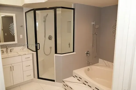 170 Ocean Lane Drive Key Biscayne FL 33149