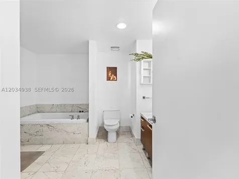 244 Biscayne Boulevard Miami FL 33132
