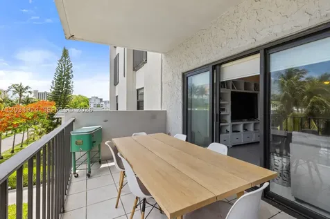 575 Crandon Boulevard Key Biscayne FL 33149