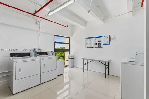 575 Crandon Boulevard Key Biscayne FL 33149