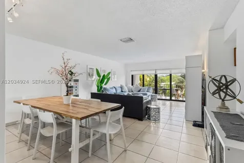 575 Crandon Boulevard Key Biscayne FL 33149