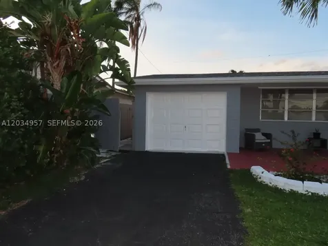 8571 NW 11th Street Pembroke Pines FL 33024
