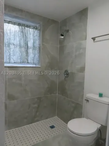 8571 NW 11th Street Pembroke Pines FL 33024