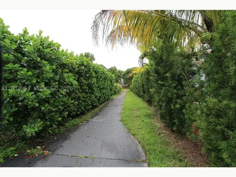 14740 SW 108th Terrace Miami FL 33196