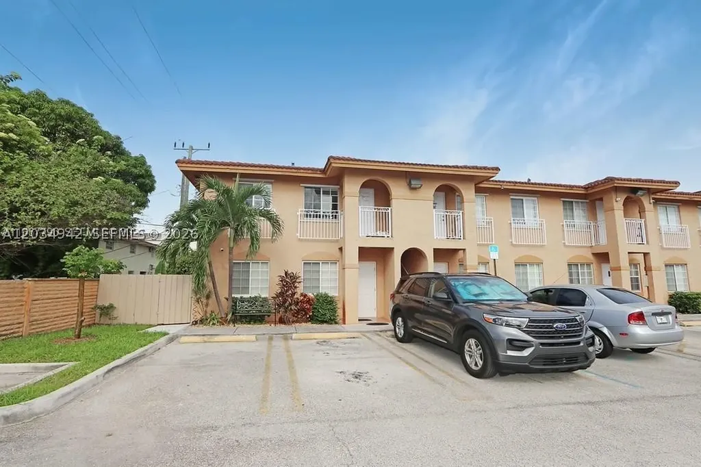 242 E 3rd Street Hialeah FL 33010