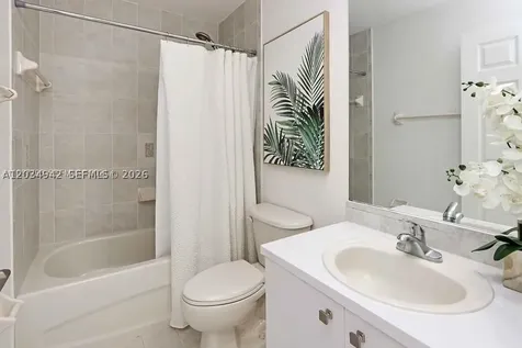 242 E 3rd Street Hialeah FL 33010