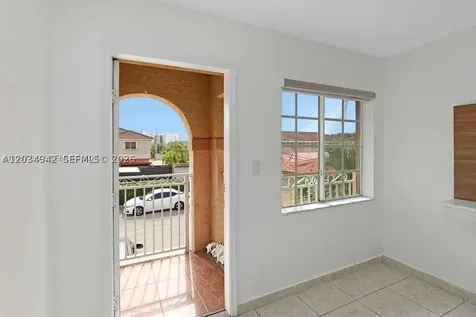 242 E 3rd Street Hialeah FL 33010