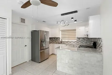 242 E 3rd Street Hialeah FL 33010
